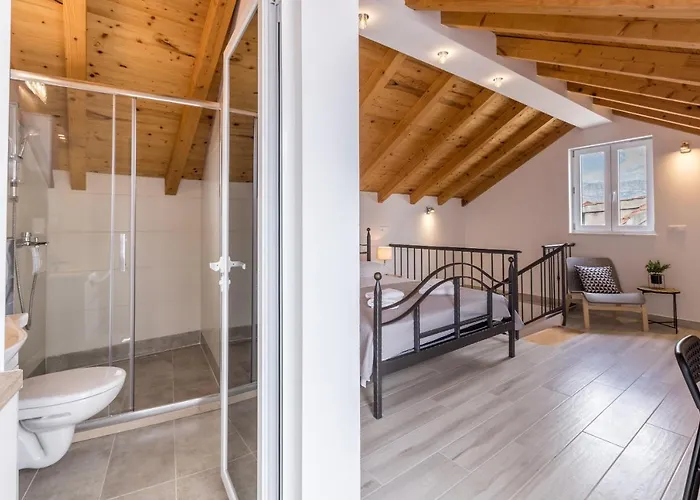 Luxury A&a-old Town 아파트