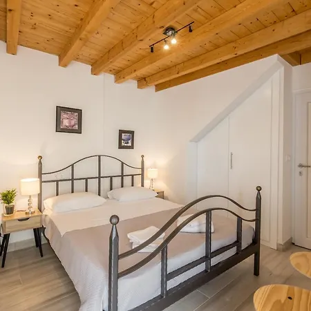 Luxury A&a-old Town *